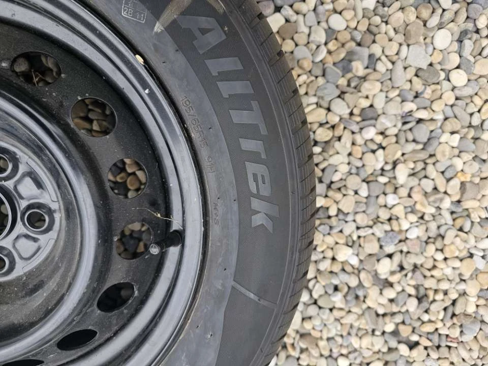 Alltrek 195/65R15 91H Tire on Steel Rim