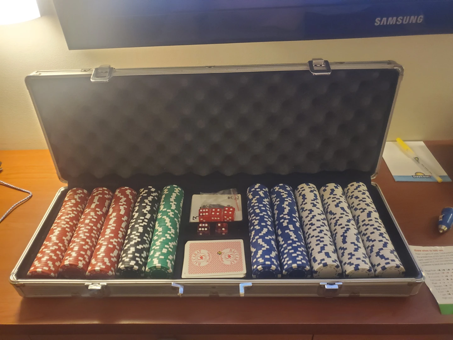 Baccarat Poker Chip Set in Aluminum Case