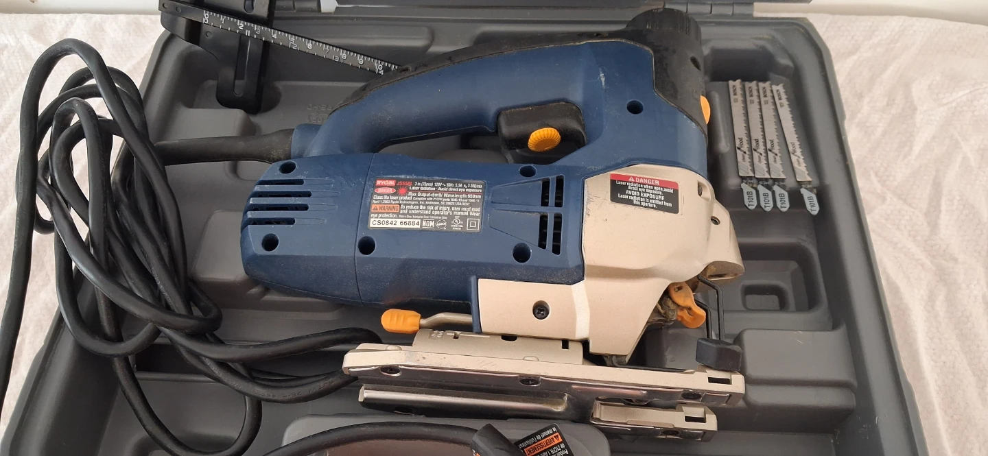 Ryobi JS550L Jigsaw with Case