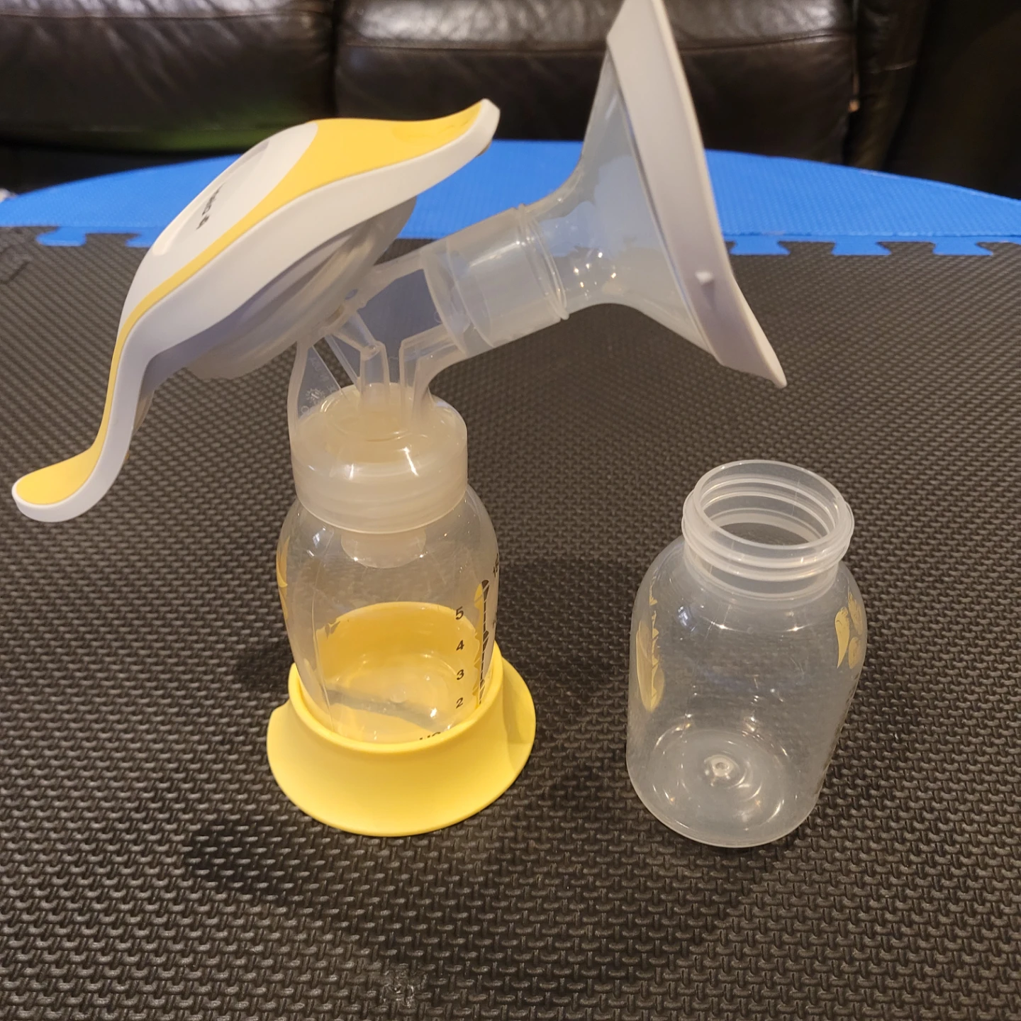 Medela Manual Breast Pump