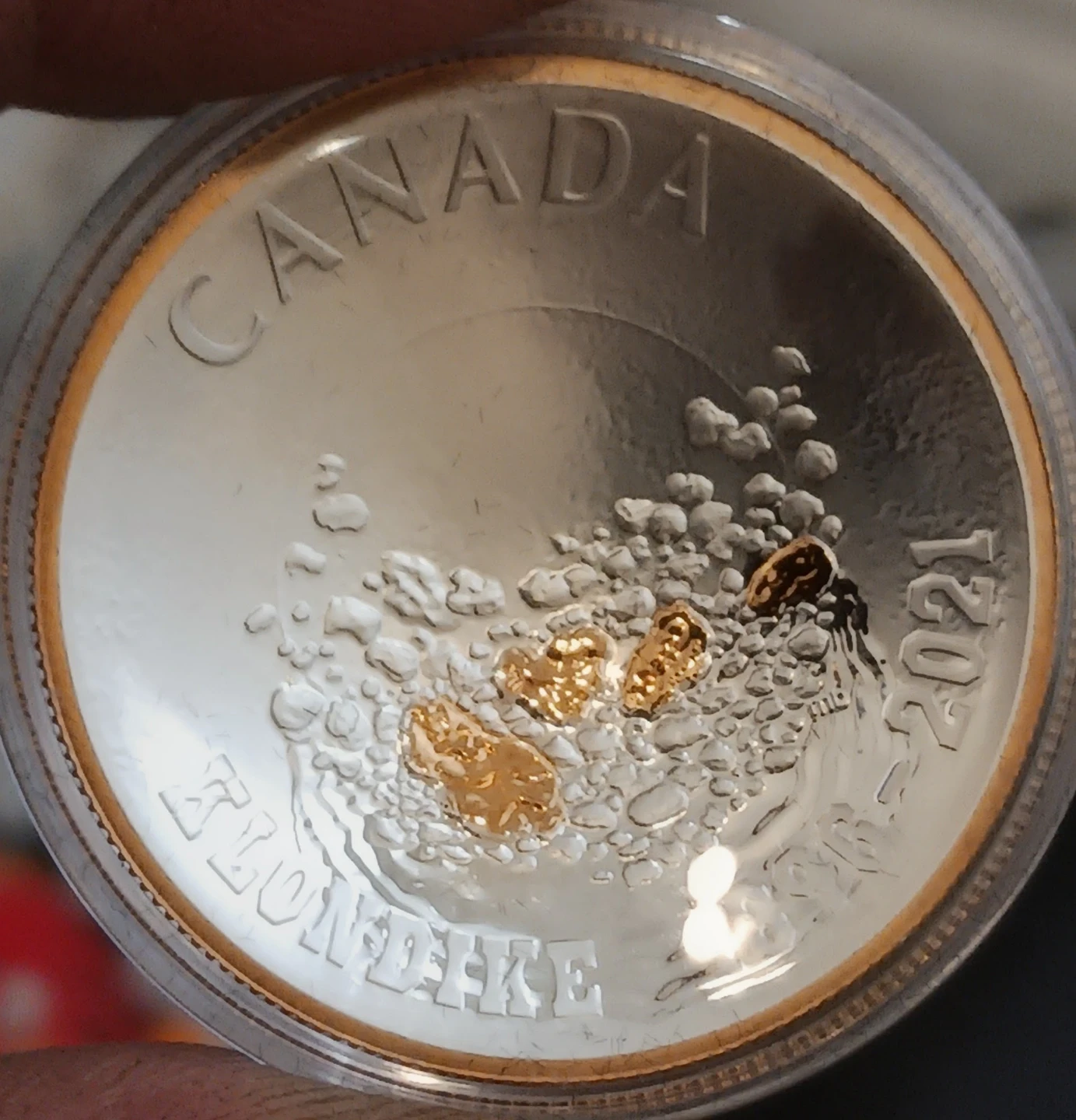 2021 1 ounce .999 25$ silver Coin 24k Gold inlay