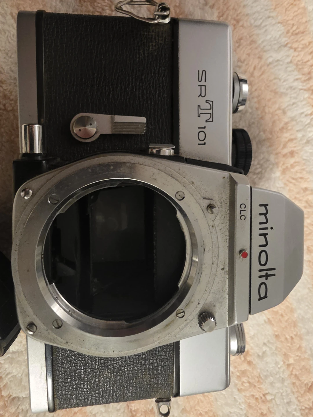 Minolta SR-T 101 Camera with MC Rokkor-PF 55mm Lens - photo 5