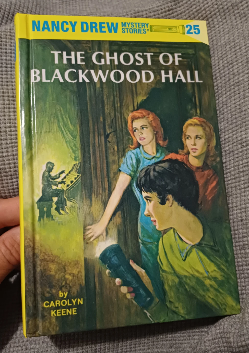 Nancy Drew Mystery Stories: The Ghost of Blackwood Hall