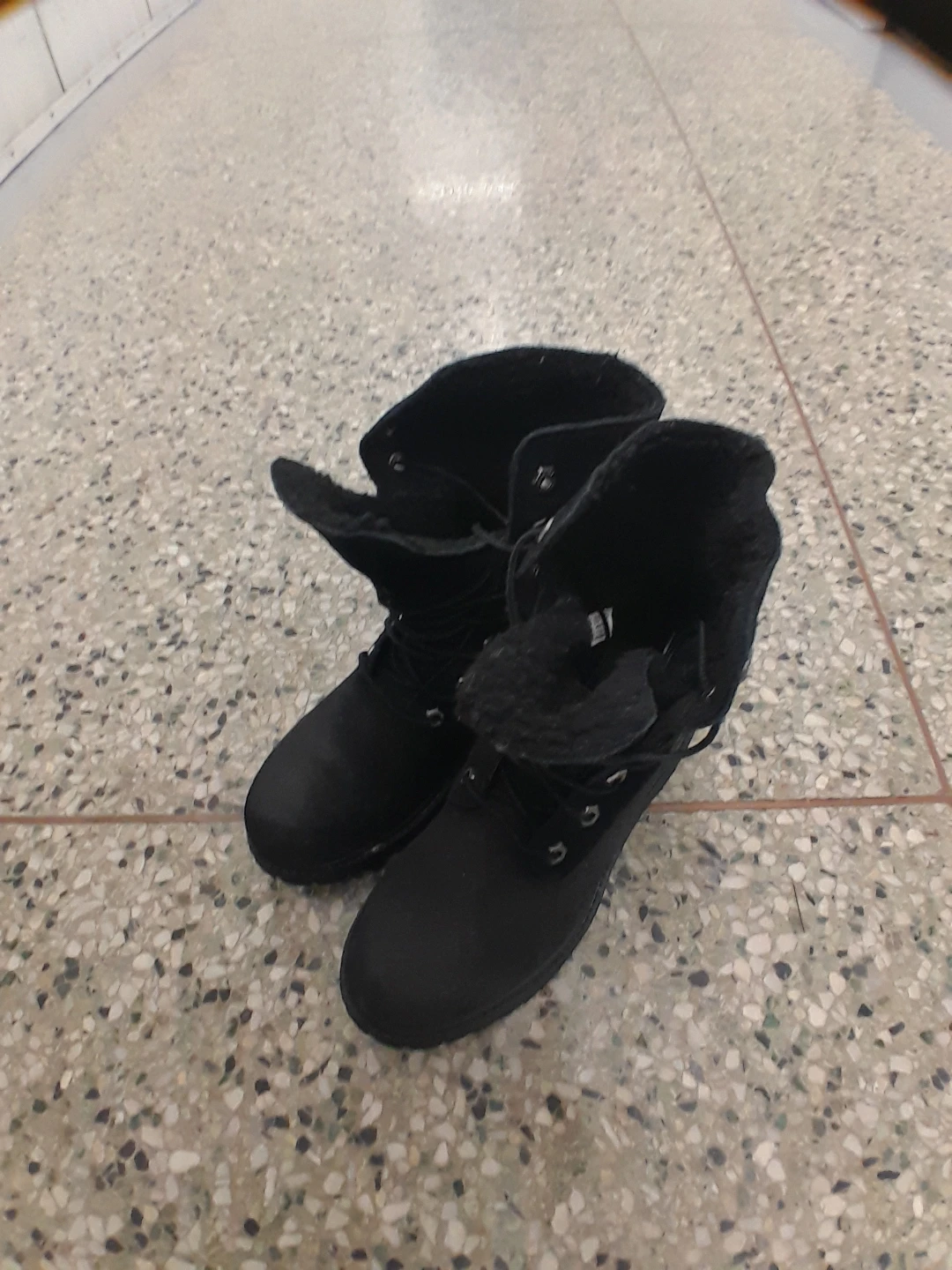 Timberland Black Winter Boots Women's Size 6 - photo 2