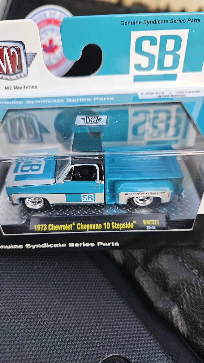 M2 SQUARE BODY SYNDICATE - photo 2