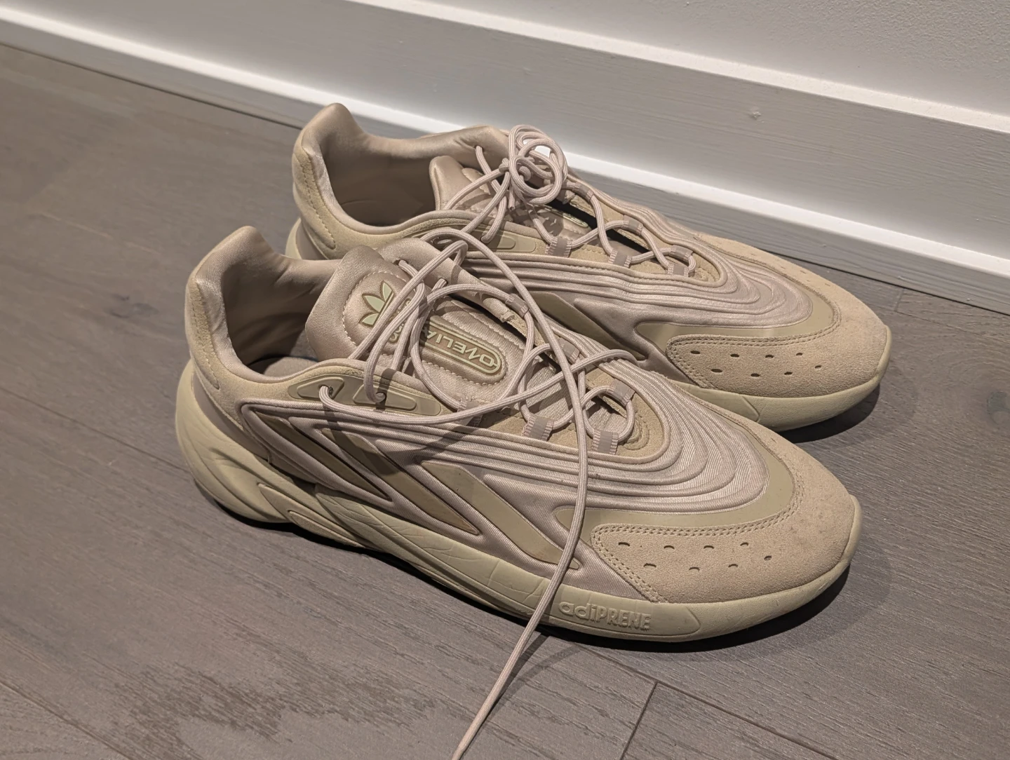 Adidas Ozelia Beige Sneakers Size 12