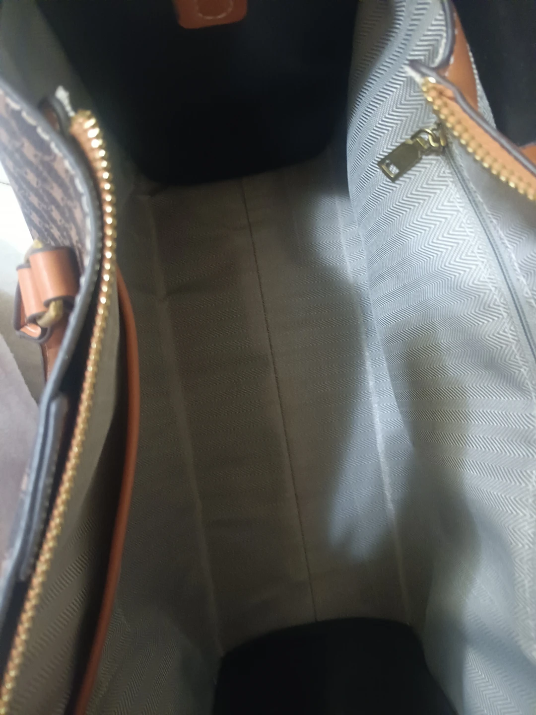 Tan and Black Pattern Tote Bag - photo 3