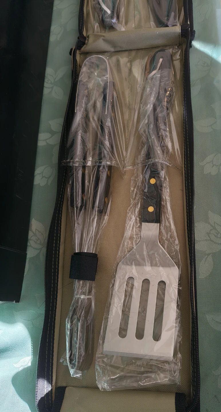 New BBQ Grilling Tool Set with Carrying Case - photo 2