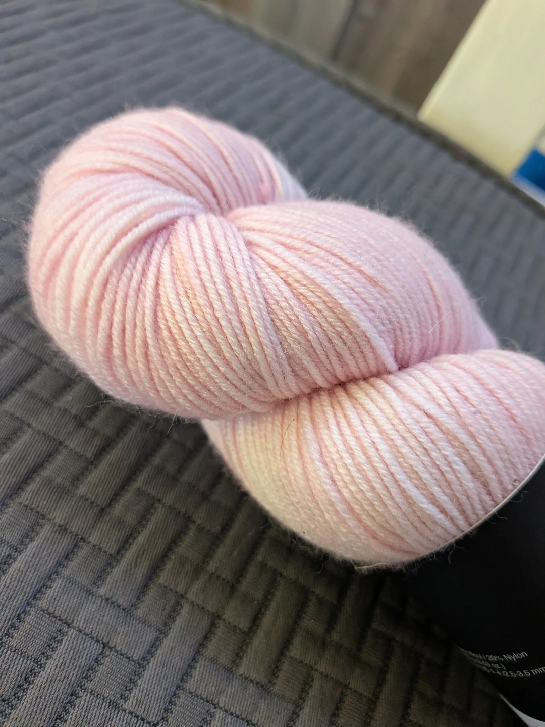 Light Pink Knitting Yarn Skein - photo 4