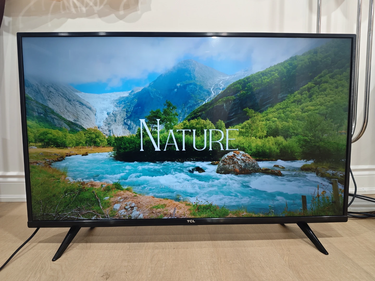 Like new TCL 43-inch 4K UHD Smart Google TV 43S446-CA