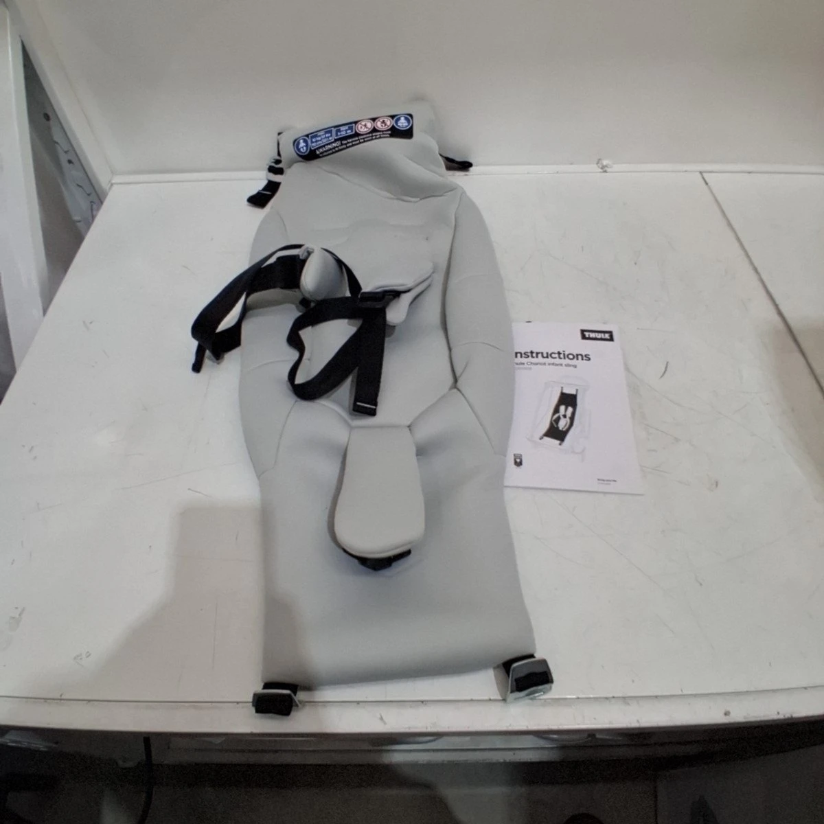 Thule Chariot Infant Sling- appears new