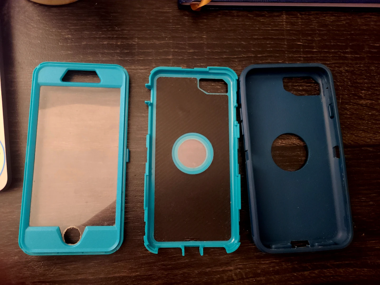 Protective Otterbox Phone Case for iPhone SE (2020/2022) - photo 2
