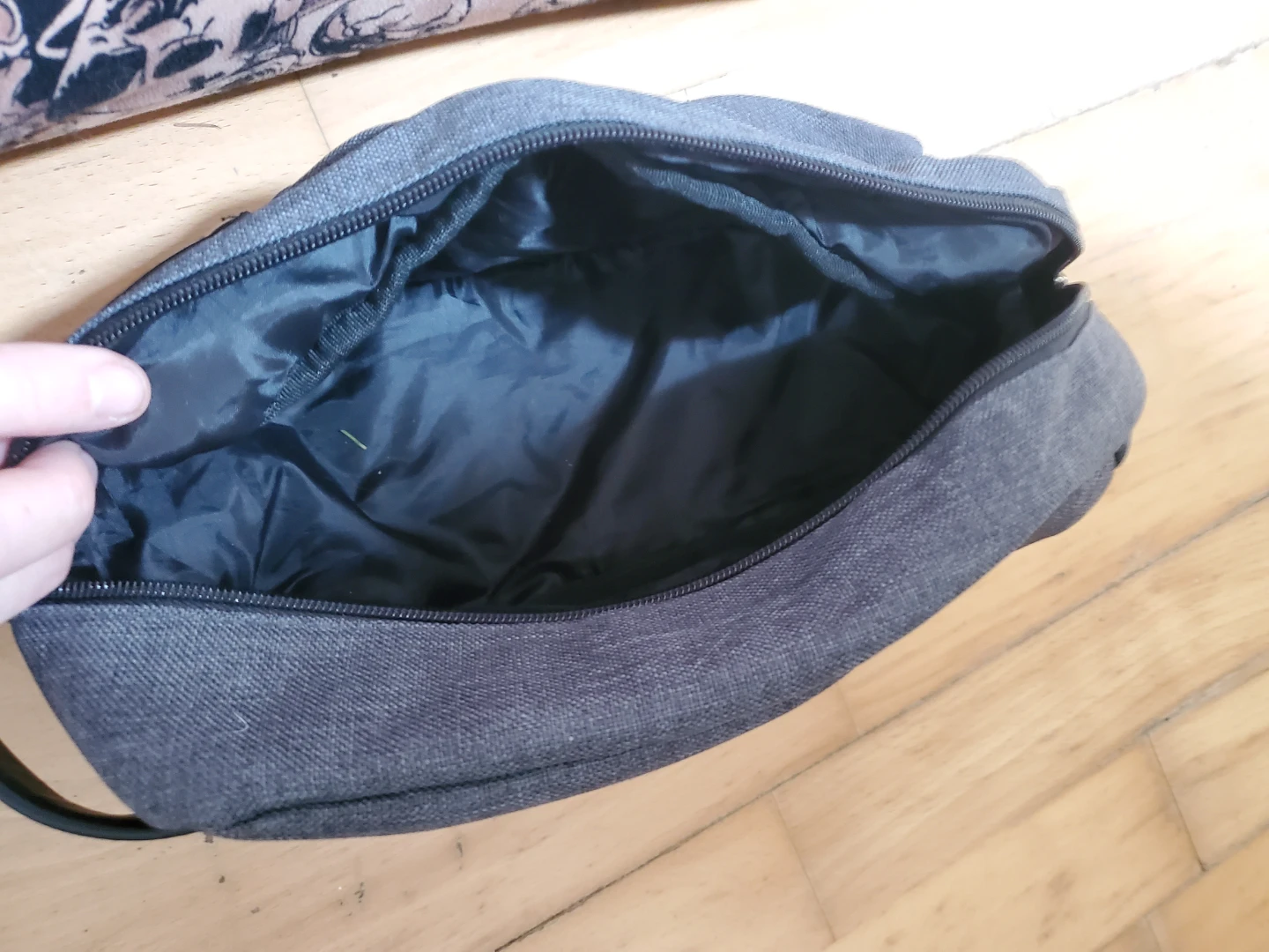 Grey Travel Toiletry Bag - photo 2