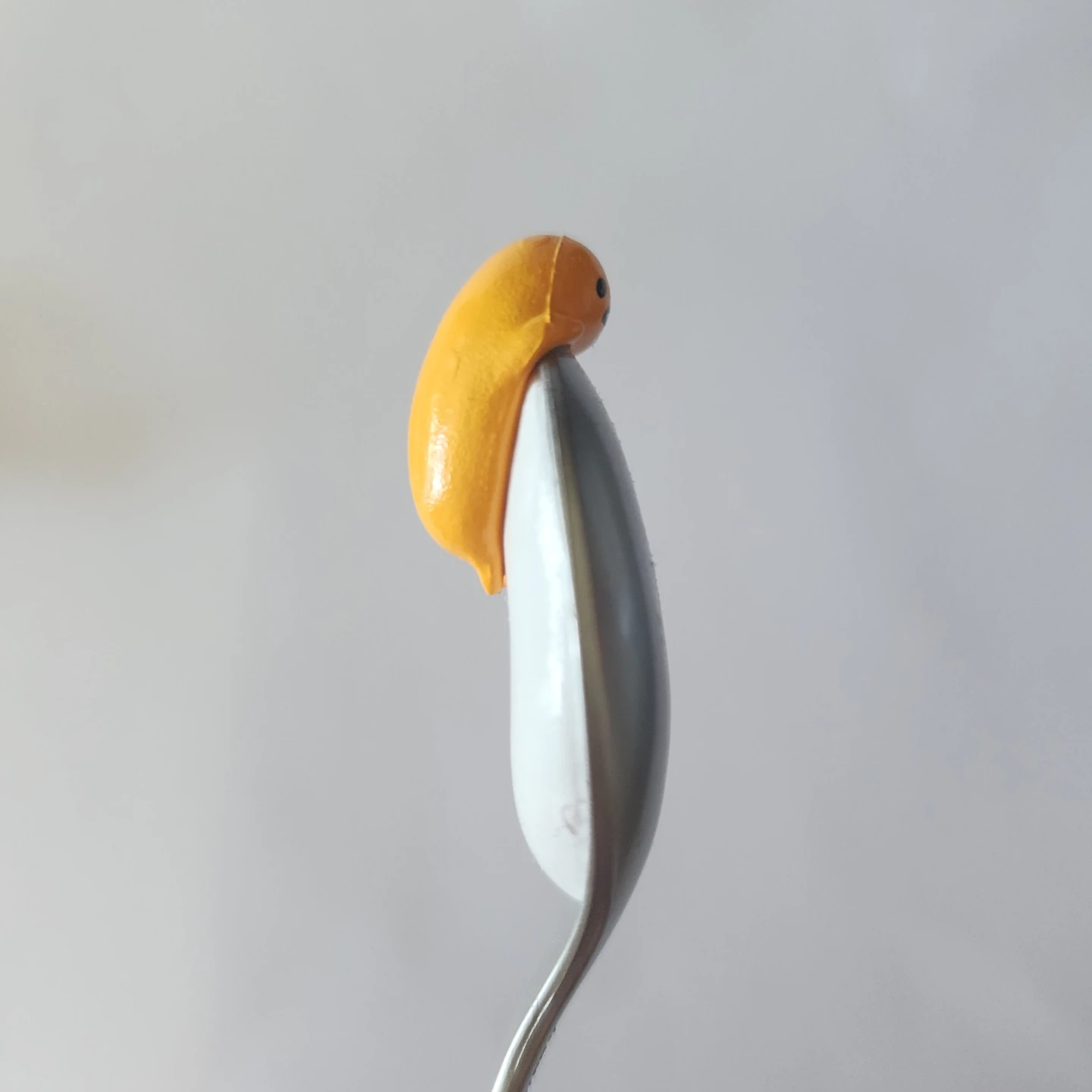Gudetama Character Keychain - photo 3
