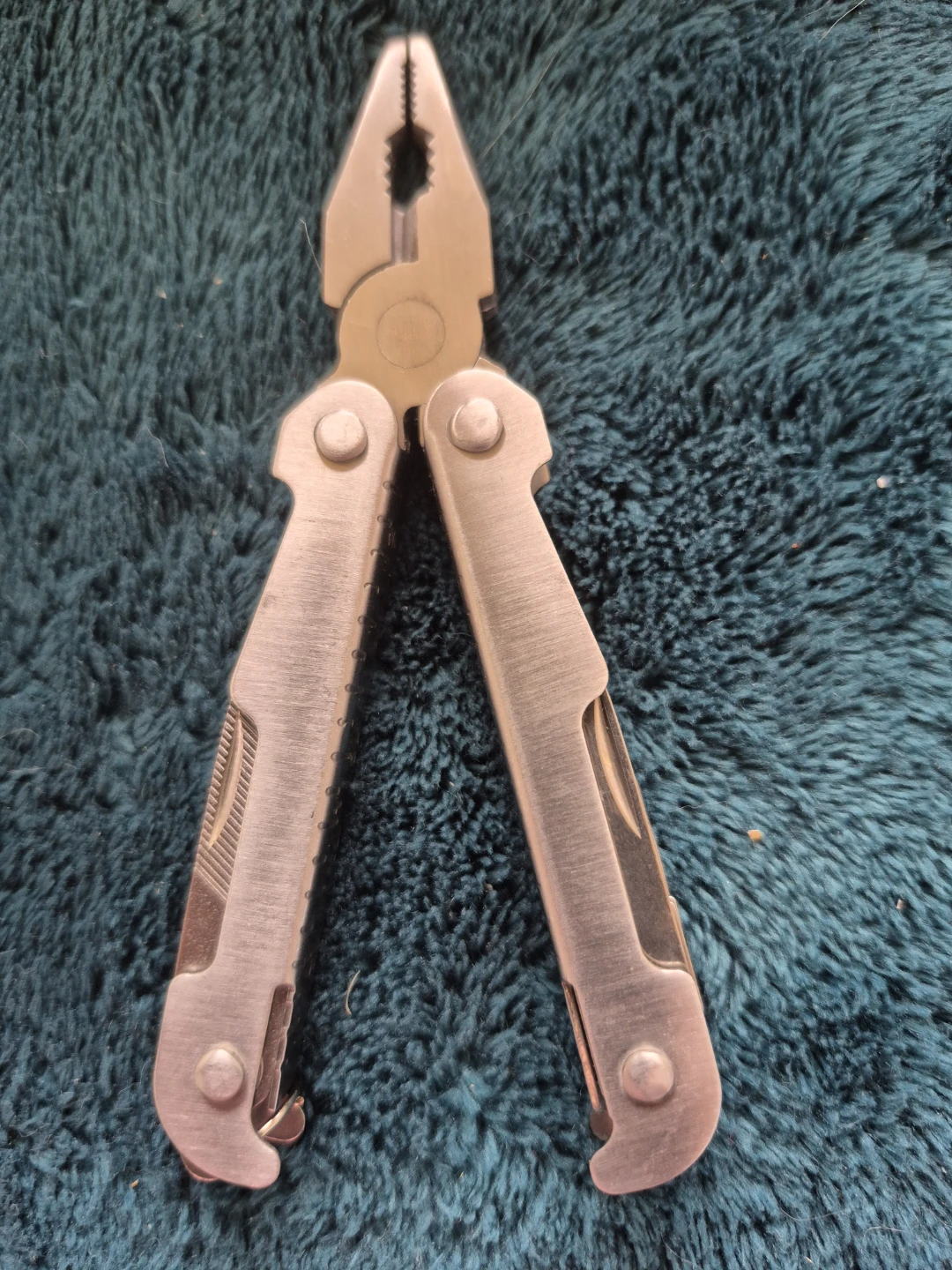 Multi-Tool with Integrated Ruler - photo 4