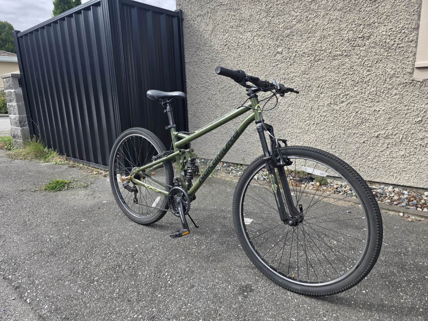 Nakamura Monster 27.5" Mountain Bike
