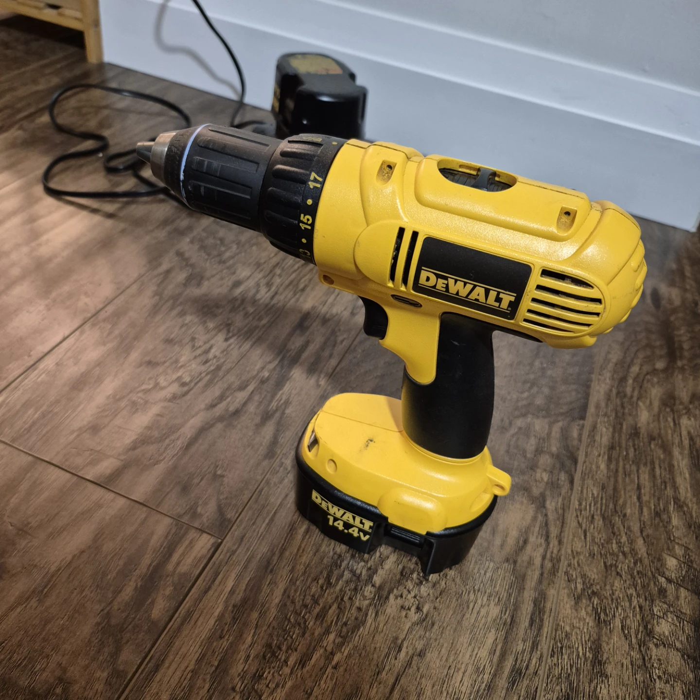 Dewalt Drill/Driver Tool  DC728 with Charger