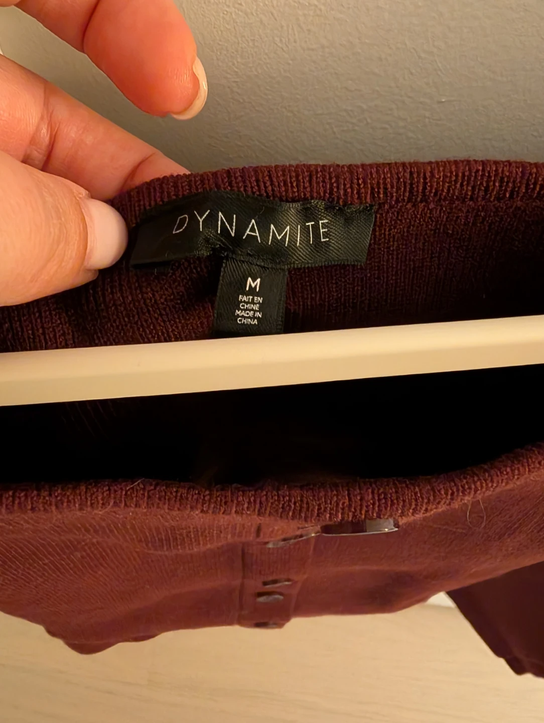 Off-shoulder cropped burgundy sweater - photo 2