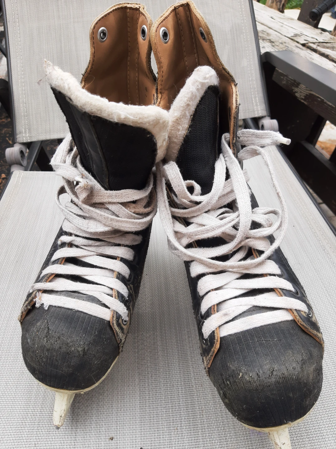 CCM Tacks Ice Skates - photo 4