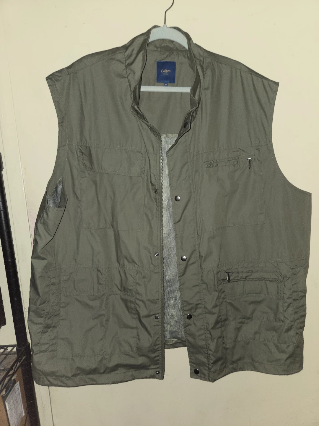 Cotton Traders Olive Utitilty Vest in a Men's 4XL