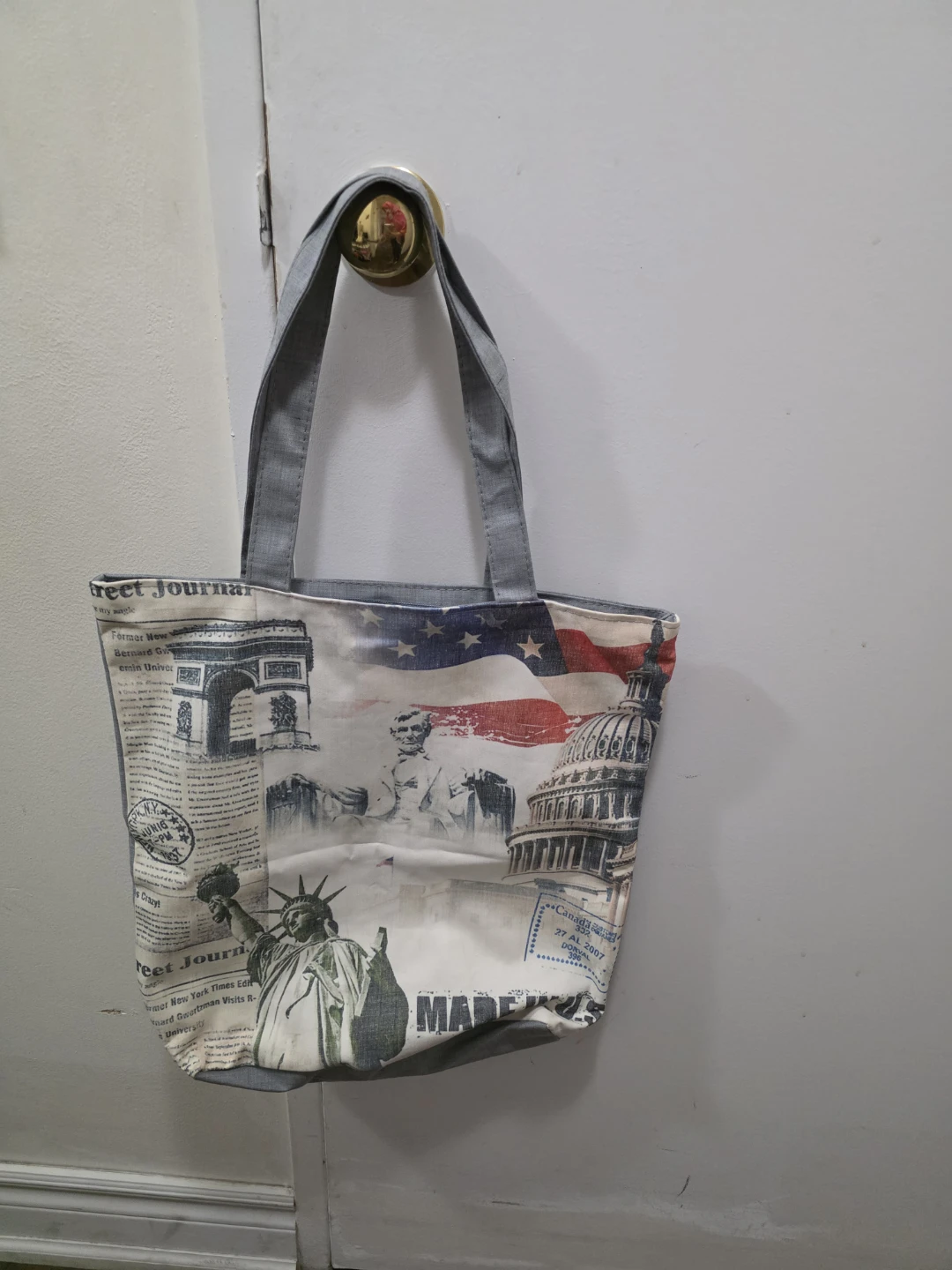 Graphic Print Tote Bag