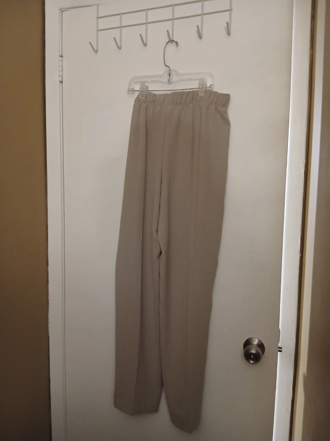 3 pair pants, 1 capris - photo 2