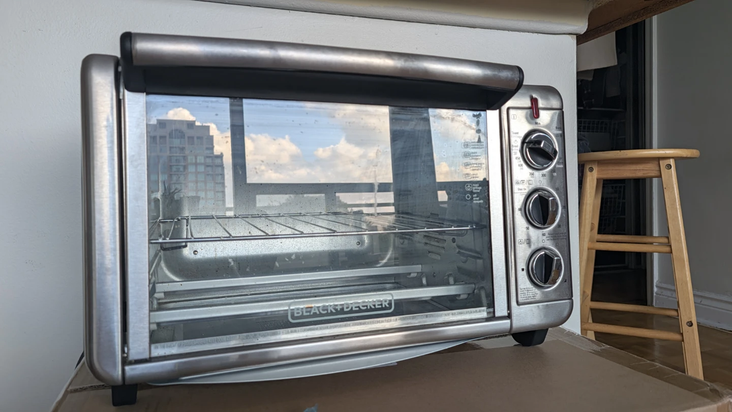 [ONLY TOASTER WORKING] Black+Decker Stainless Steel Toaster Oven
