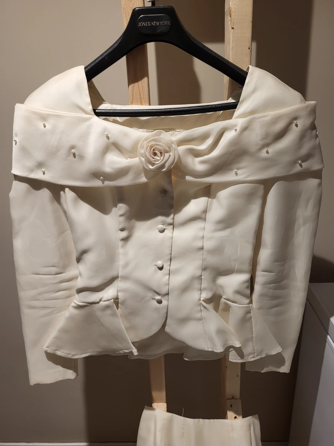 Wedding Dress: Watter Watters Vintage Silk Two-Piece Suit - photo 2