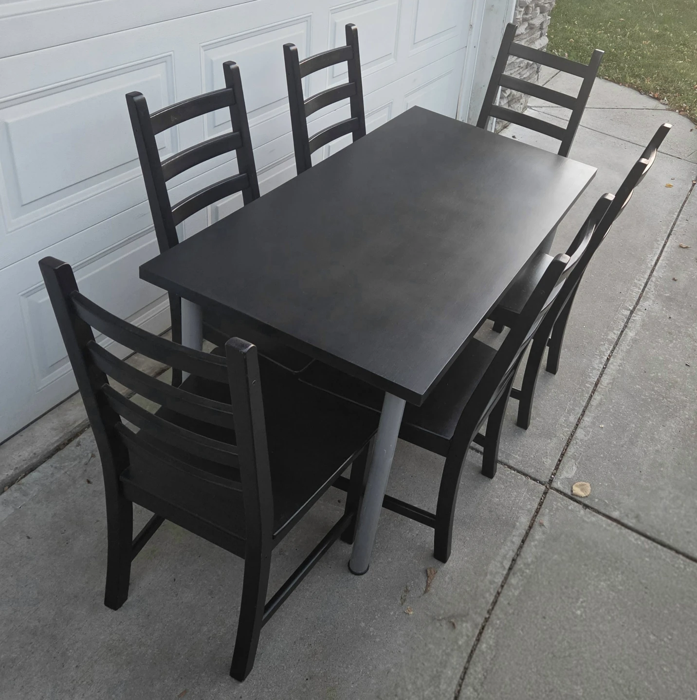 IKEA Dining Set. Table and 6 Dark Wooden Chairs. Great Condition