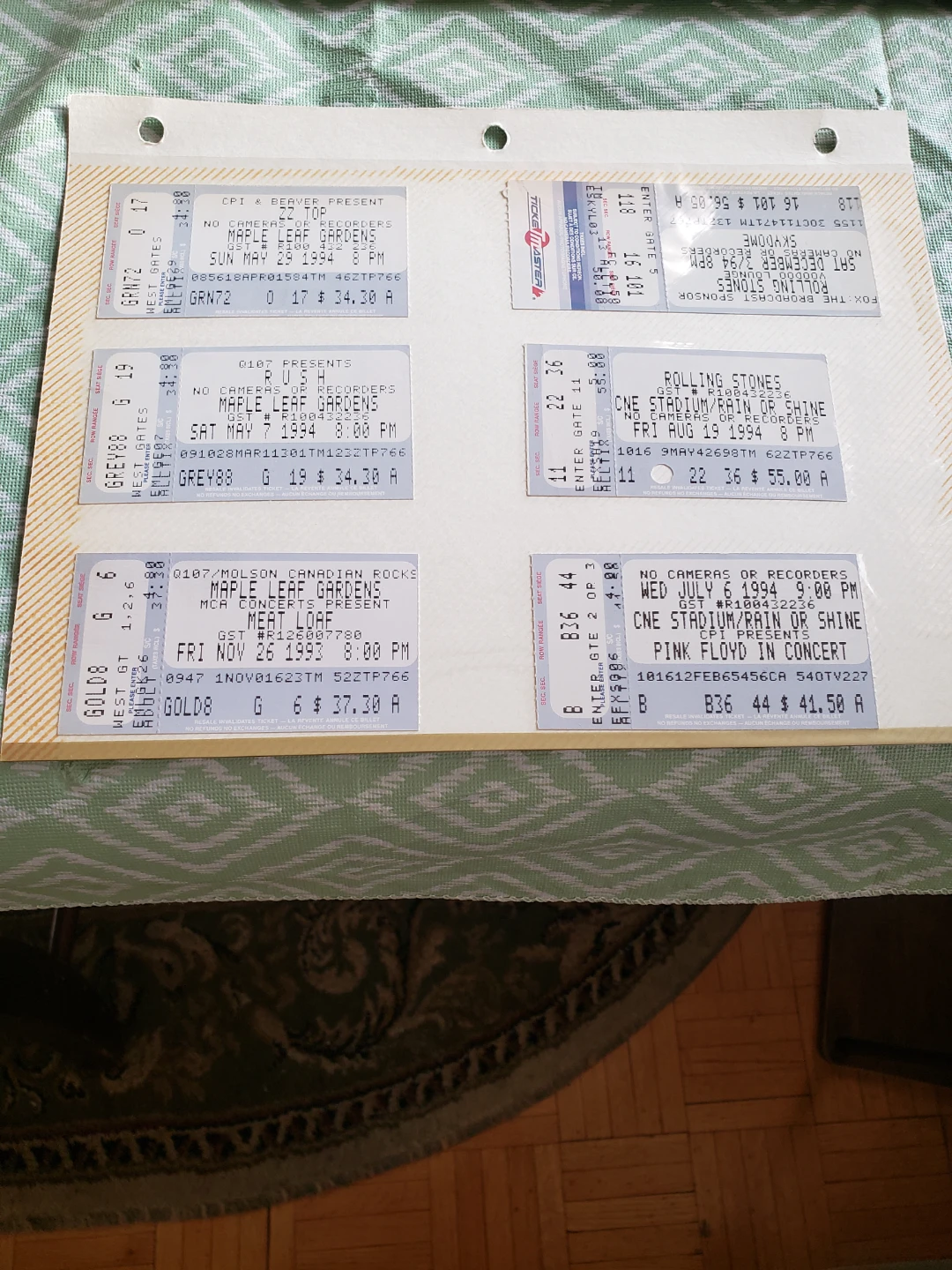 Collection of Vintage Toronto Concert Tickets (1990-1997) - photo 4