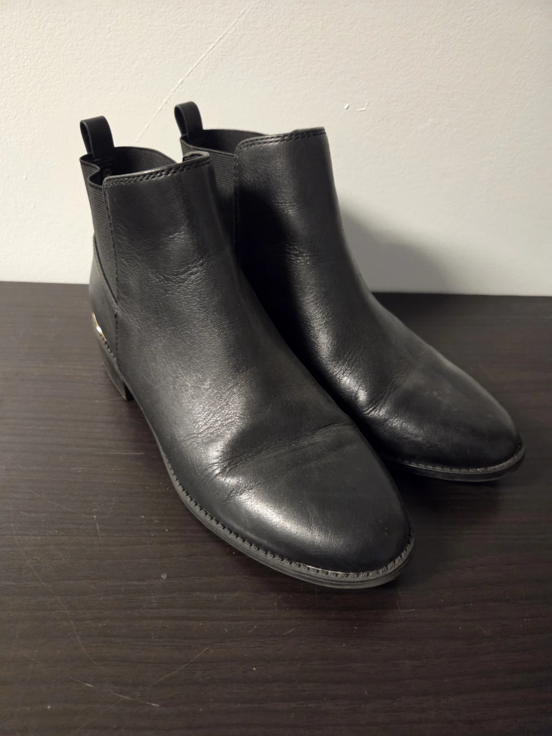 Aldo Black Chelsea Boots Size 7.5 - photo 3