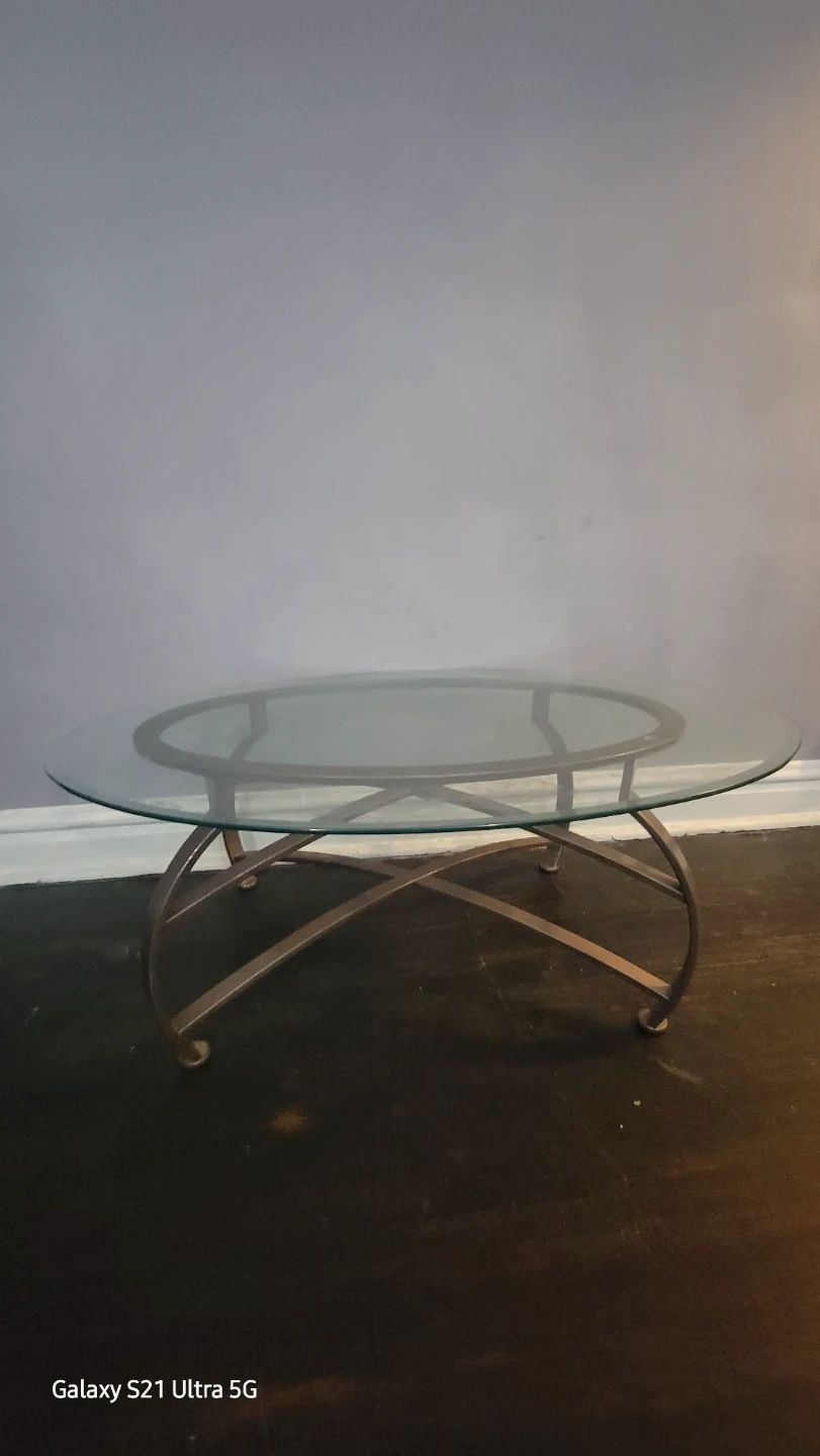 ✨ Modern Oval Glass Coffee Table – $55 ✨ - photo 5