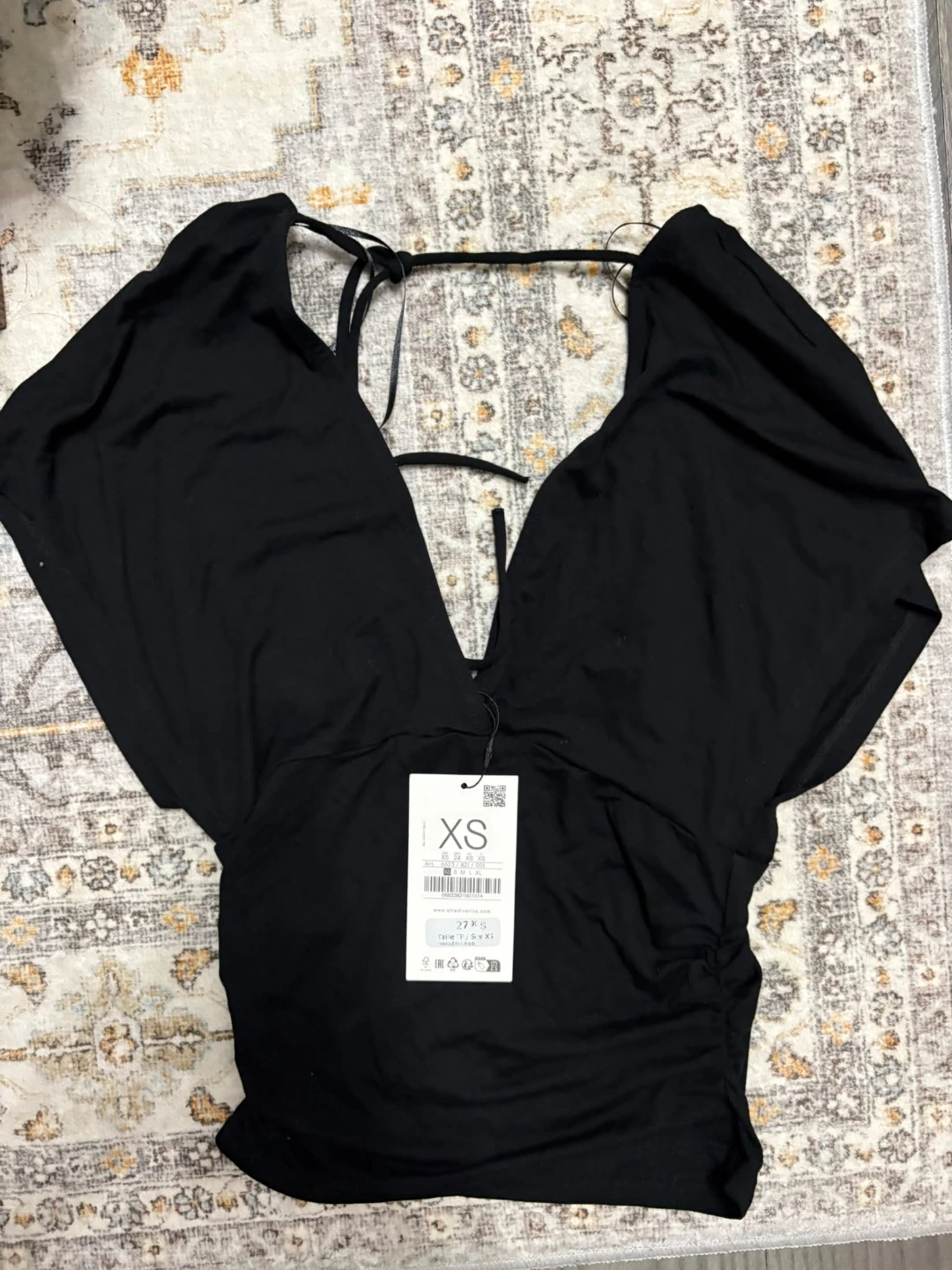 Stradivarius Black Top- XS