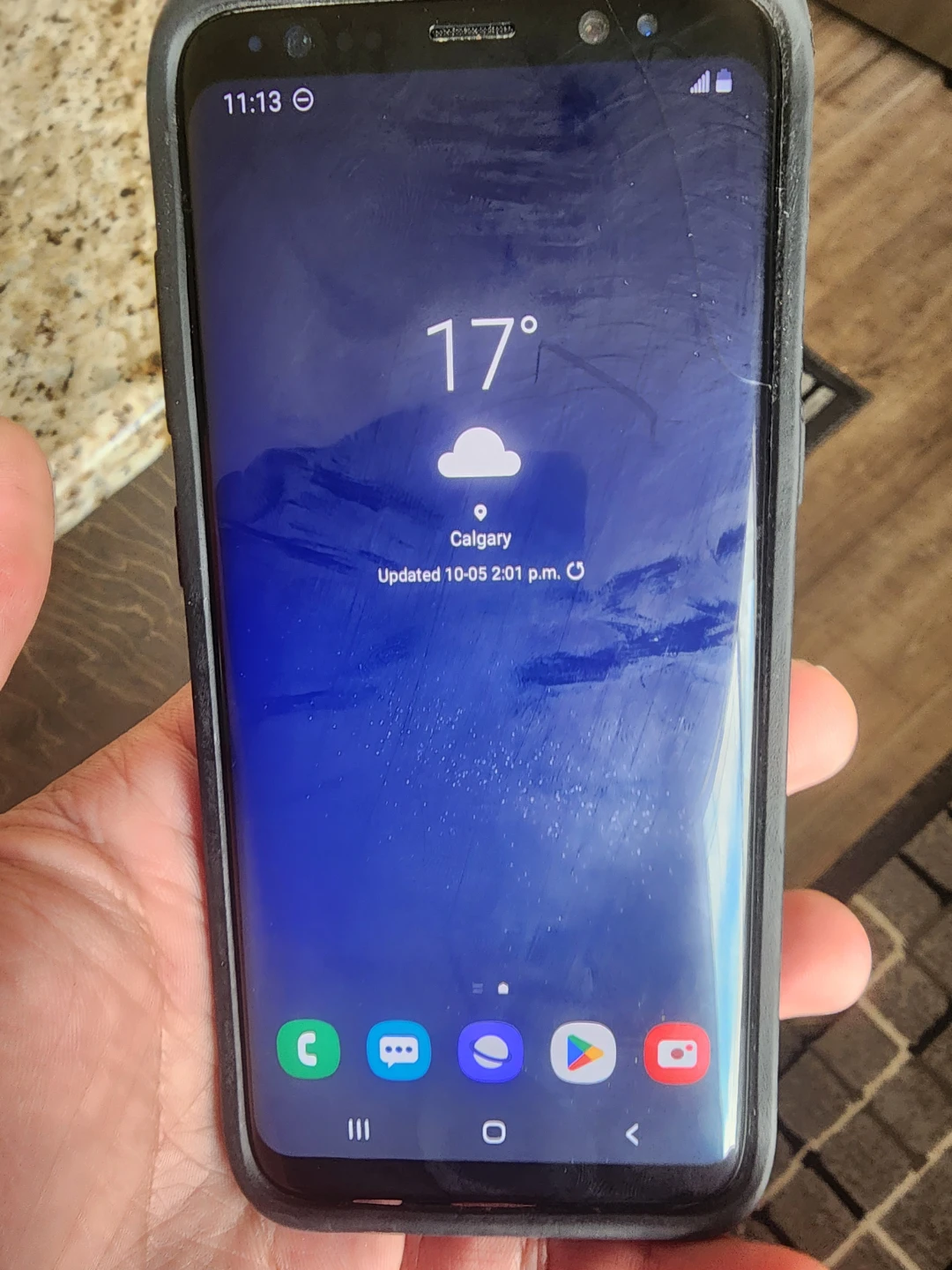 Samsung Galaxy S8 Smartphone small crack top right hairline - photo 4