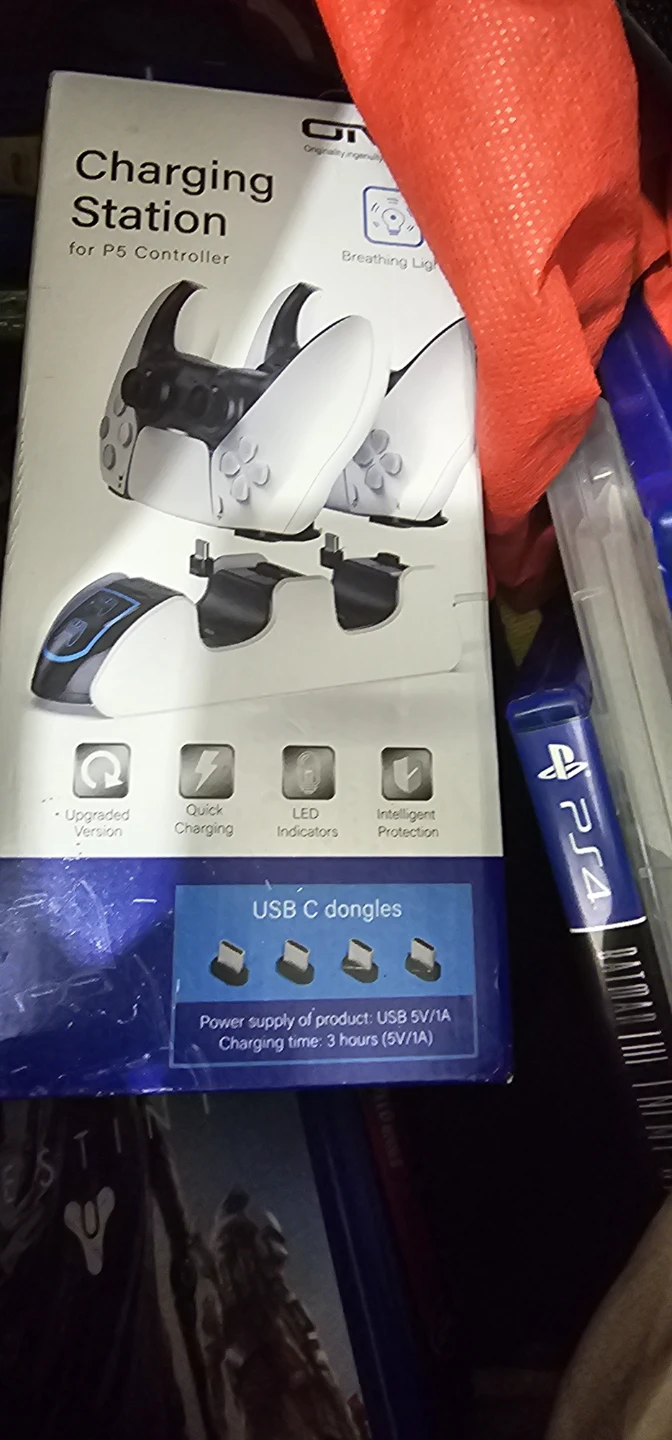 OIVO P5 Controller Charging Station