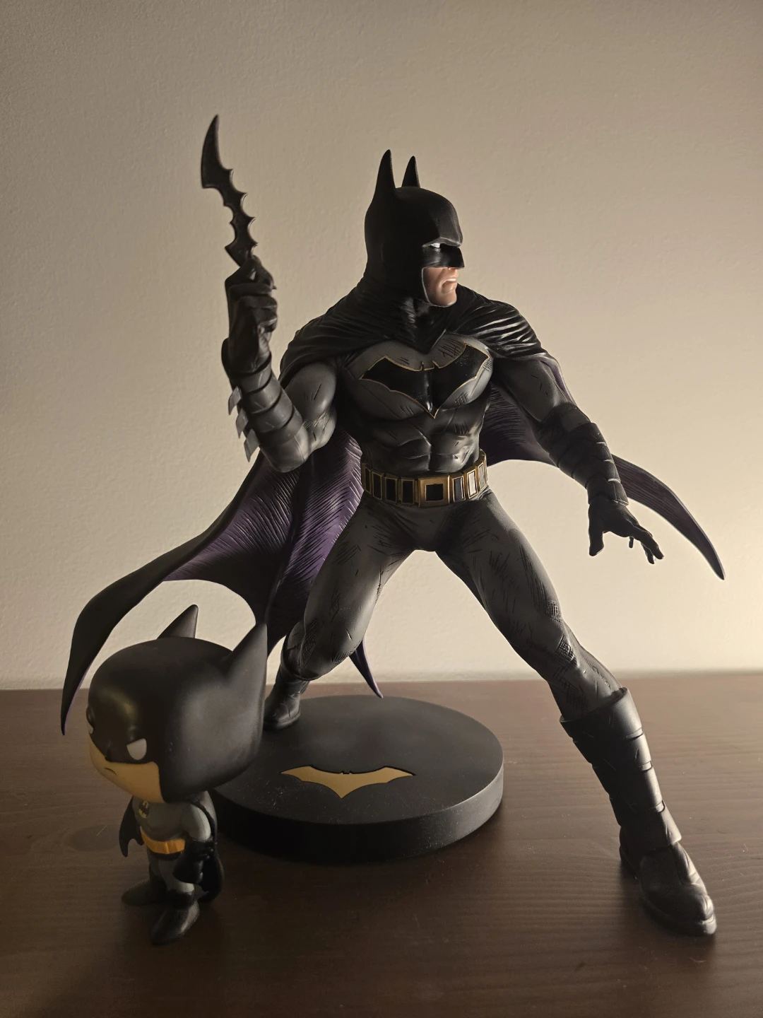 Batman DC Comics Statue - photo 4