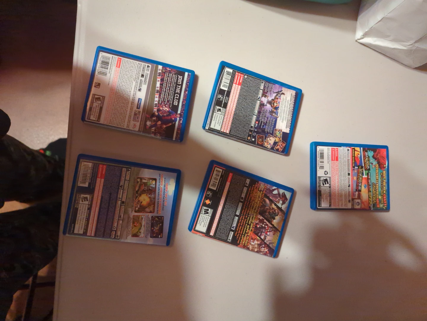 Set of 5 PlayStation Vita Games - photo 3