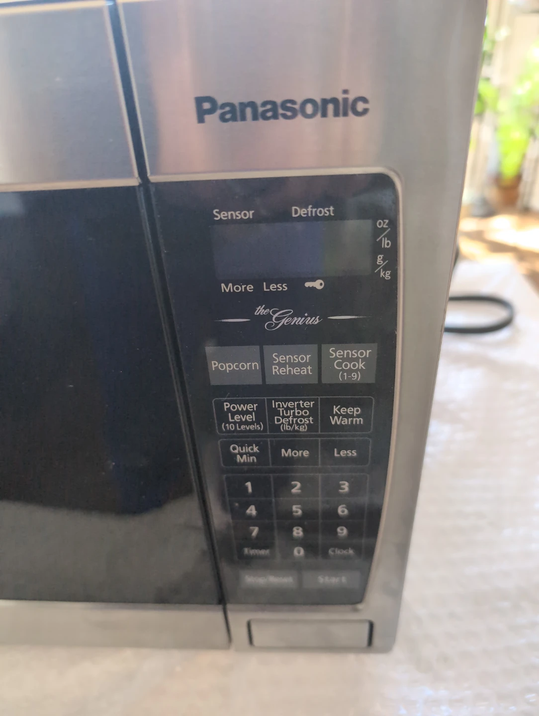 Panasonic The Genius Microwave Oven NN-SN648S - photo 2