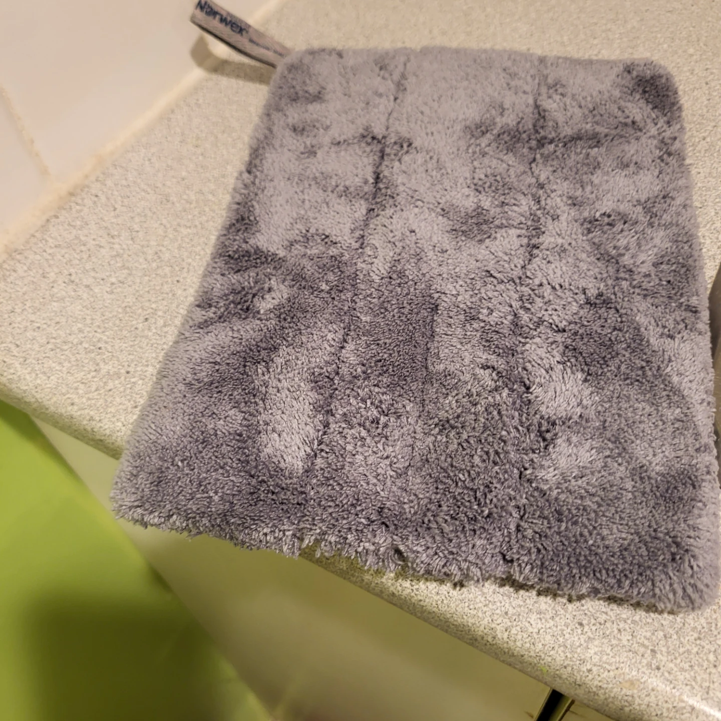 Norwex Dusting Mitts and Scrub Cloth - photo 3