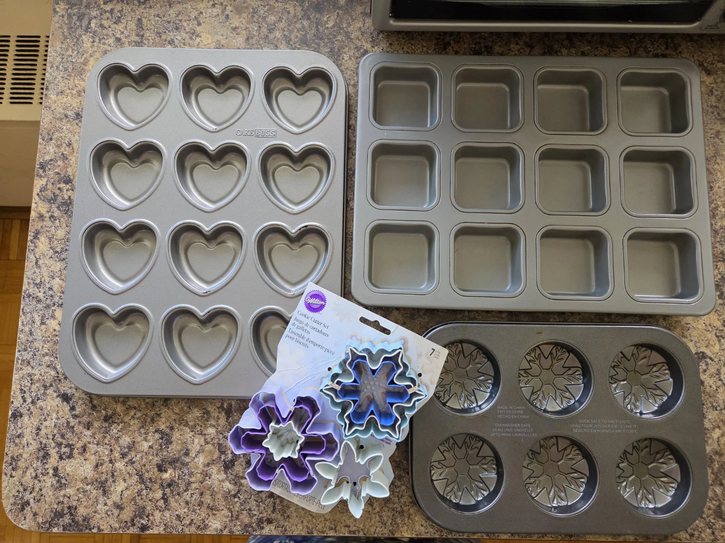 Baking Bundle: Cake Boss, Wilton, and Snowflake Pans