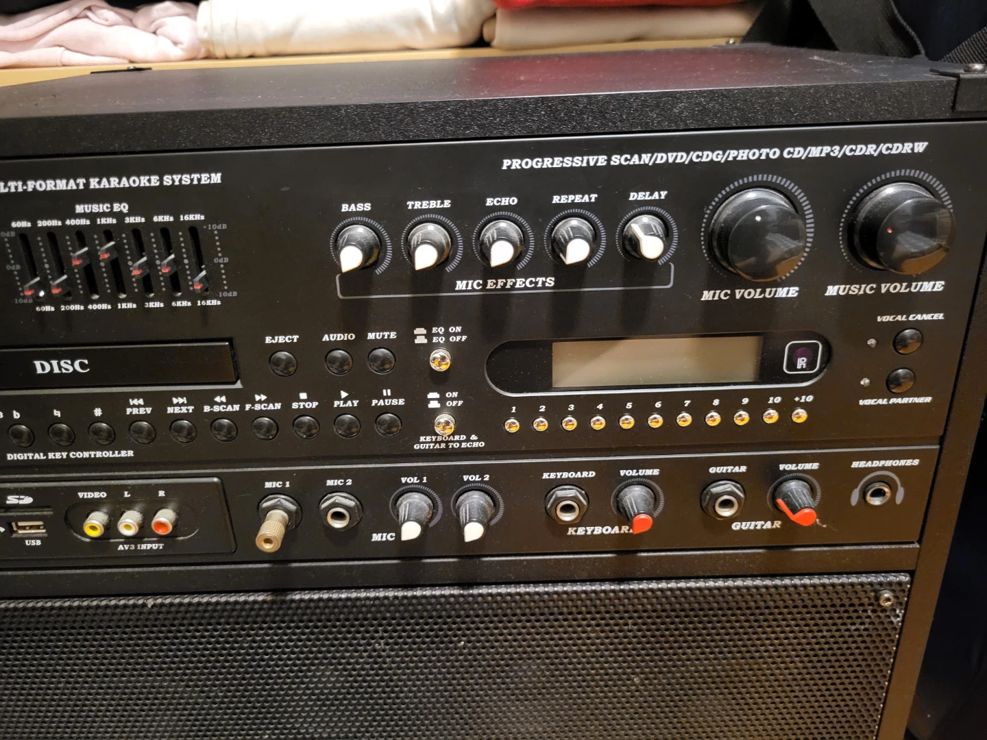 MadBoy Boomer Multi-Format Karaoke System - photo 4