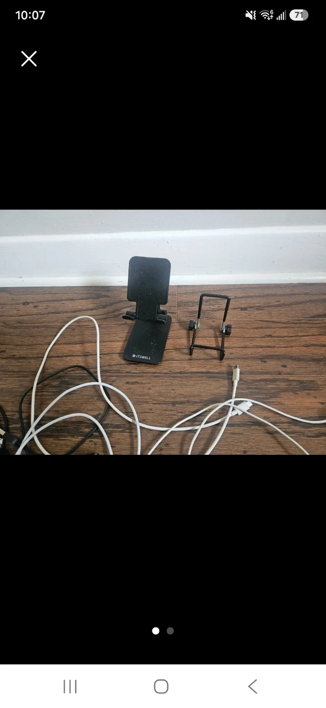 Phone Holders & charging cables & Others - photo 3