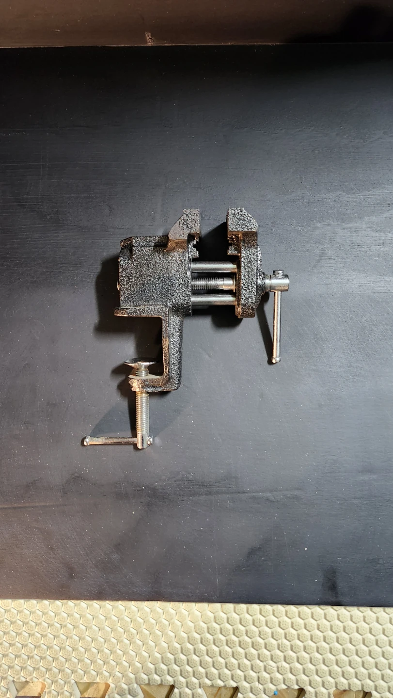 Table Clamp Vise