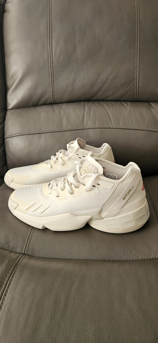 Men's Adidas D.O.N. Issue 4 Ivory White / Mitchell