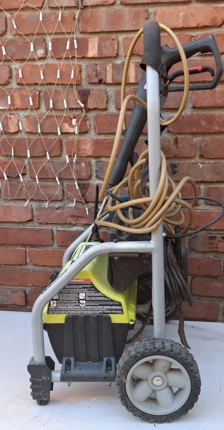 Ryobi 1700 PSI 1.2 GPM Electric Powerwasher - photo 4