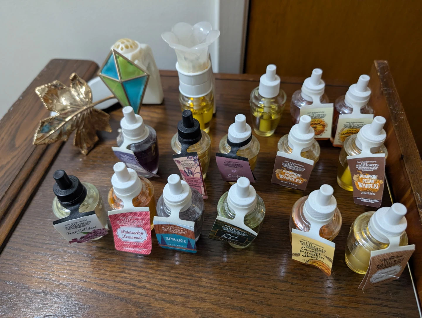 Wallflowers Fragrance Refills & 3 Plugins - photo 2