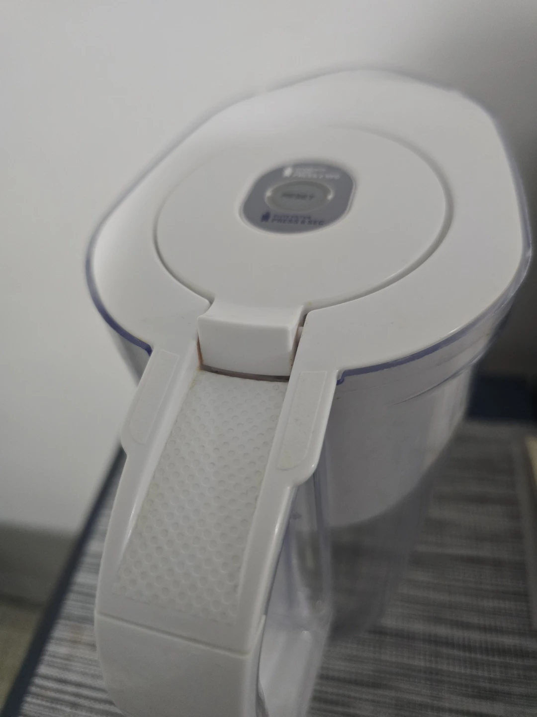 Brita Water Filter Pitcher - photo 3
