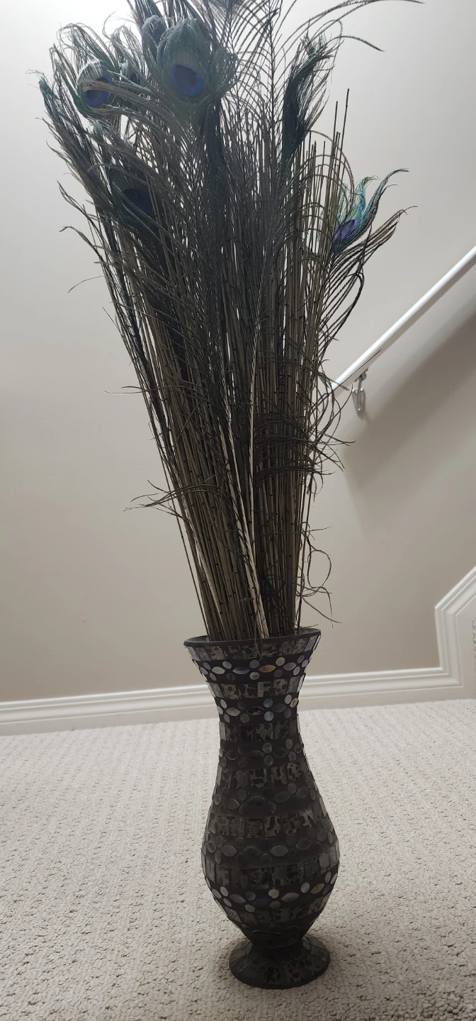 Glass Mosaic Vase with Peacock Feathers - photo 2