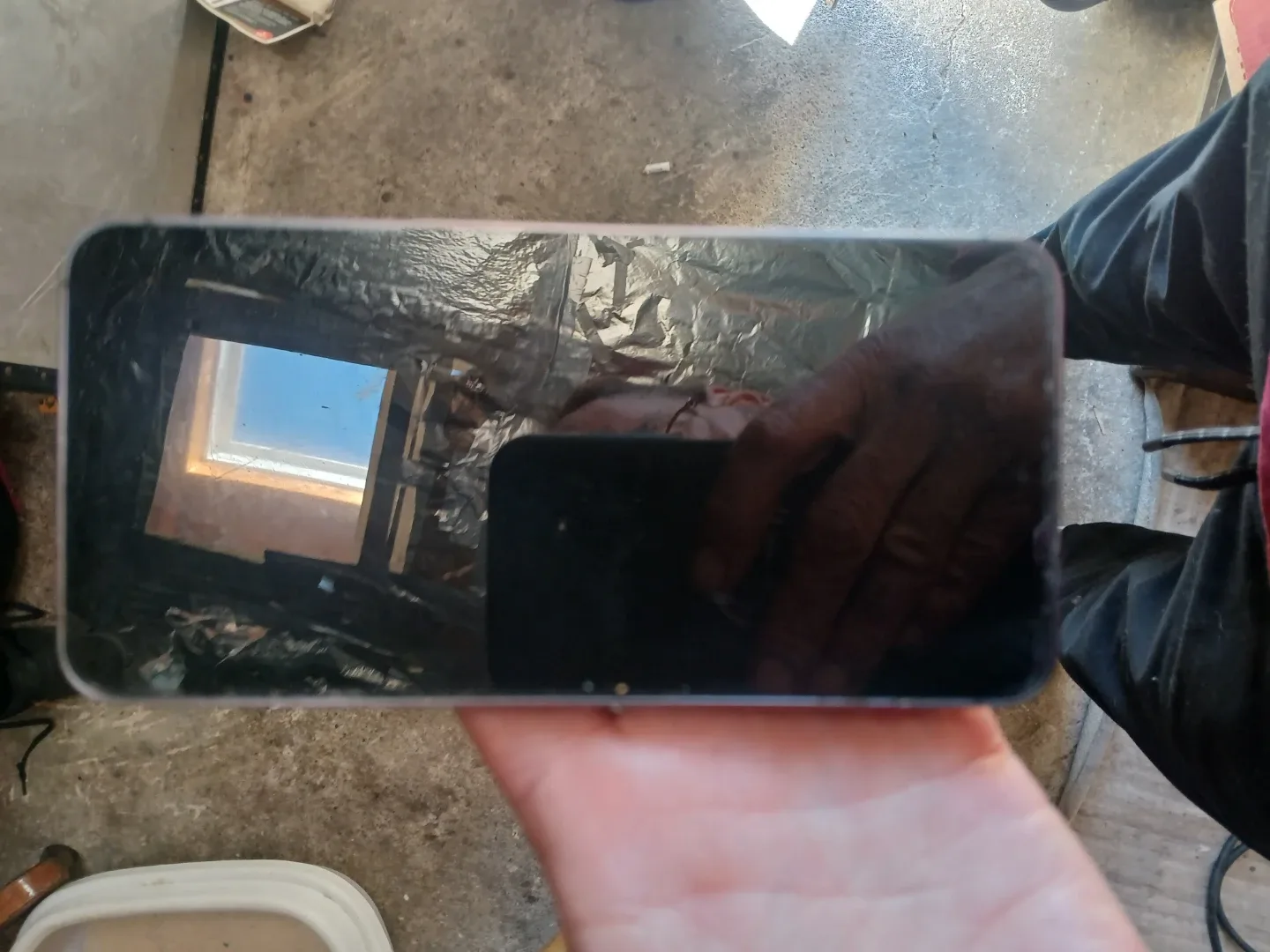 Samsung Galaxy S23 Smartphone priced to sell today!!