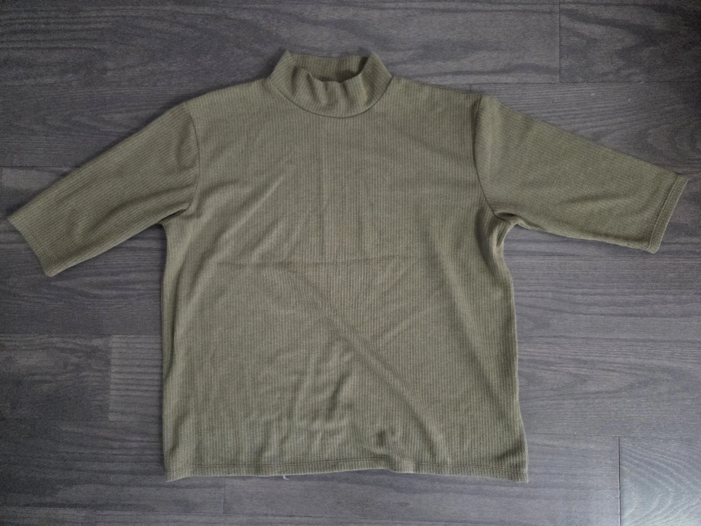 ❕️Moving Sale ❕️Olive Mock Neck Ribbed Top